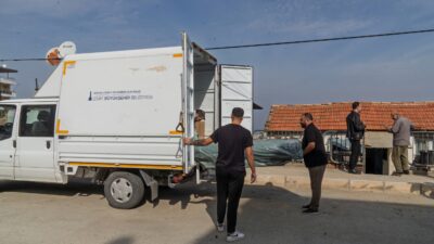 İzmir Büyükşehir Belediyesi, Engelli Çalışmaları Şube Müdürlüğü aracılığıyla ihtiyaç sahibi