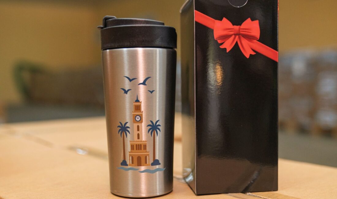 Büyükşehir’den Öğretmenlere Anlamlı 24 Kasım Jesti İzmir Büyükşehir Belediyesi, 24 Kasım Öğretmenler Günü'nde kırılgan gruplardaki öğrencilere