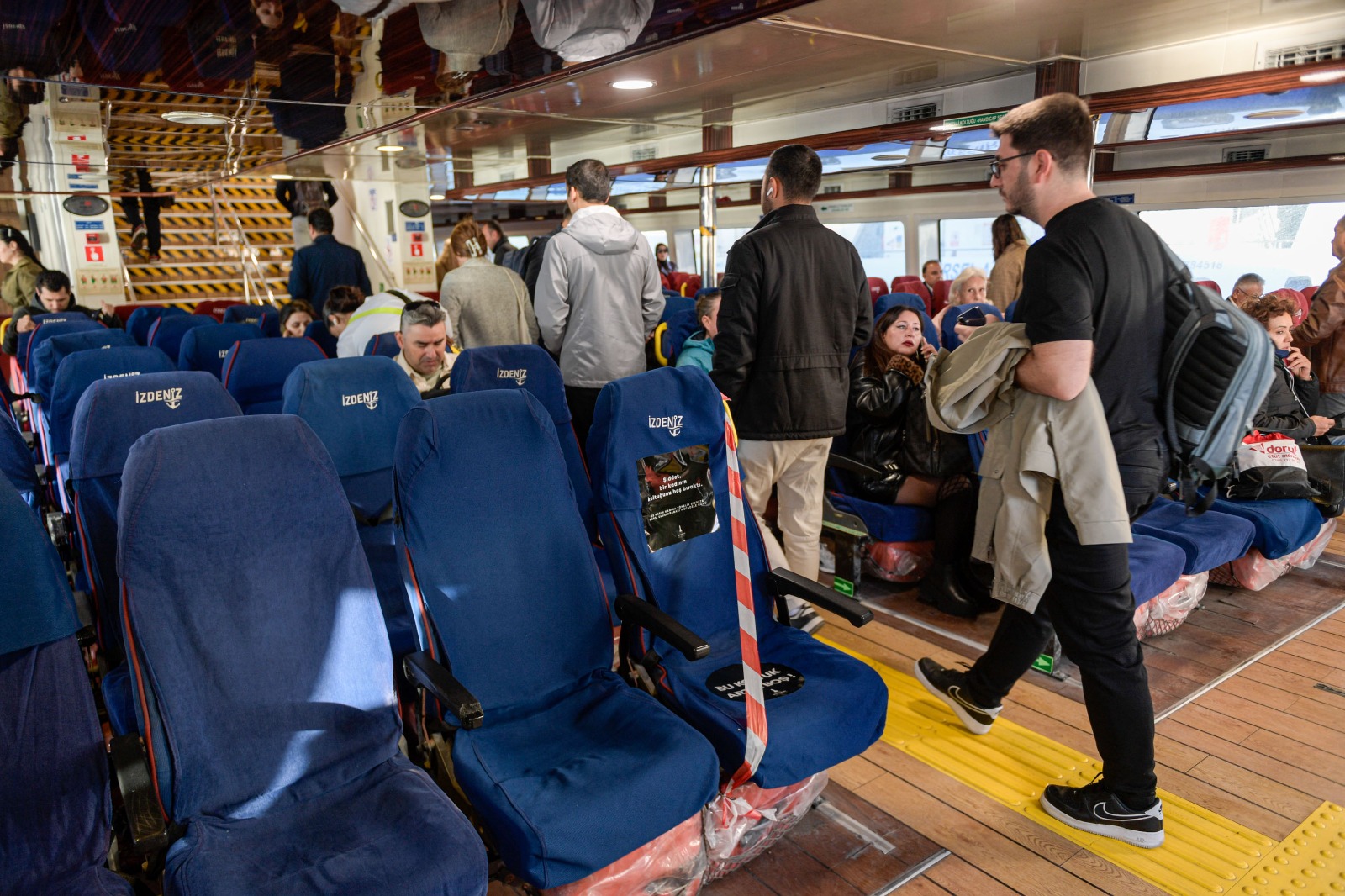 İzmir Büyükşehir Belediyesi, 25 Kasım Kadına Yönelik Şiddete Karşı Uluslararası