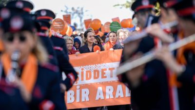 İzmir Büyükşehir Belediyesi, 25 Kasım Kadına Yönelik Şiddete Karşı Uluslararası