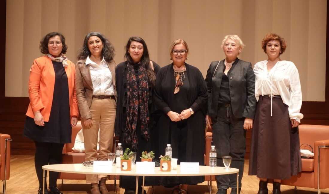 İzmir Büyükşehir Belediyesi, 25 Kasım Kadına Yönelik Şiddete Karşı Uluslararası