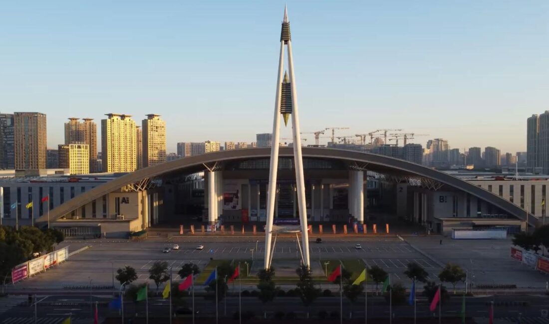 İZFAŞ, Logistech'in başarısıyla Türk lojistik sektörünü Çin’deki WIFFA Expo 2025’e