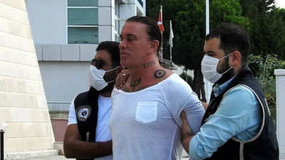 İzmir'de tutuklu organize suç örgütü elebaşı Coşkun Necati Arabacı hakkında