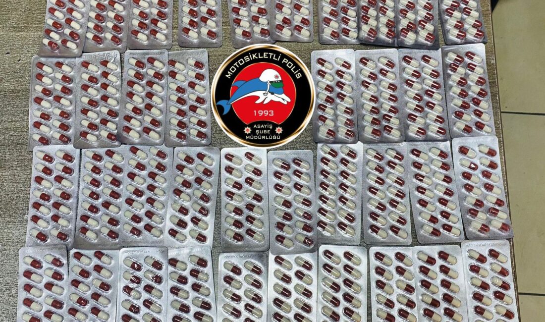 İzmir Emniyeti’nden Bir Haftada Nefes Kesen Operasyon: 173 Aranan Şahıs Yakalandı! İzmir Emniyet Müdürlüğü, 03-09 Kasım 2025 tarihleri arasında gerçekleştirdiği operasyonlarda