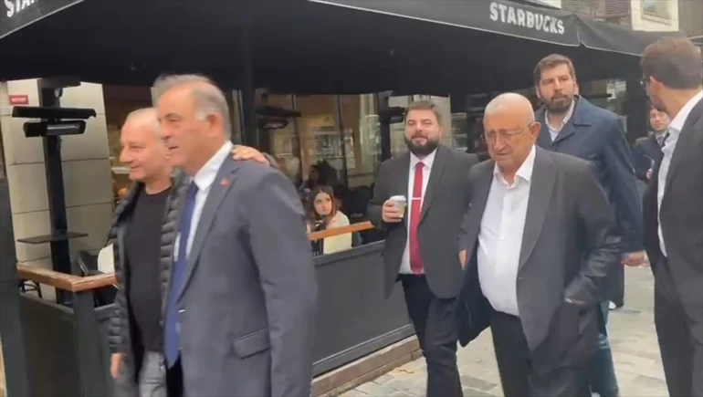 Ekrem İmamoğlu’nun Babası ve Oğlu Emniyette İfade işlemlerine Başladı! Tutuklu Ekrem İmamoğlu'nun babası Hasan İmamoğlu ve oğlu Selim İmamoğlu,