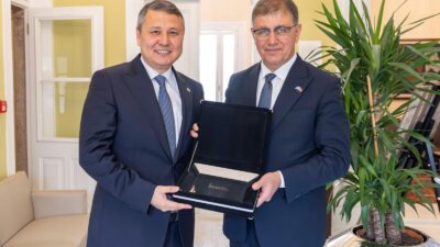 İzmir Büyükşehir Belediye Başkanı Dr. Cemil Tugay, Kazakistan İzmir Başkonsolosu