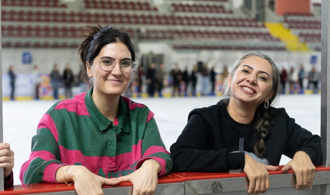 Büyükşehir’in Buz Sporları Salonu “Haydi Kadınlar Buza” Projesiyle Açıldı! İzmir Büyükşehir Belediyesi Buz Sporları Salonu, 2025-2026 sezonunu