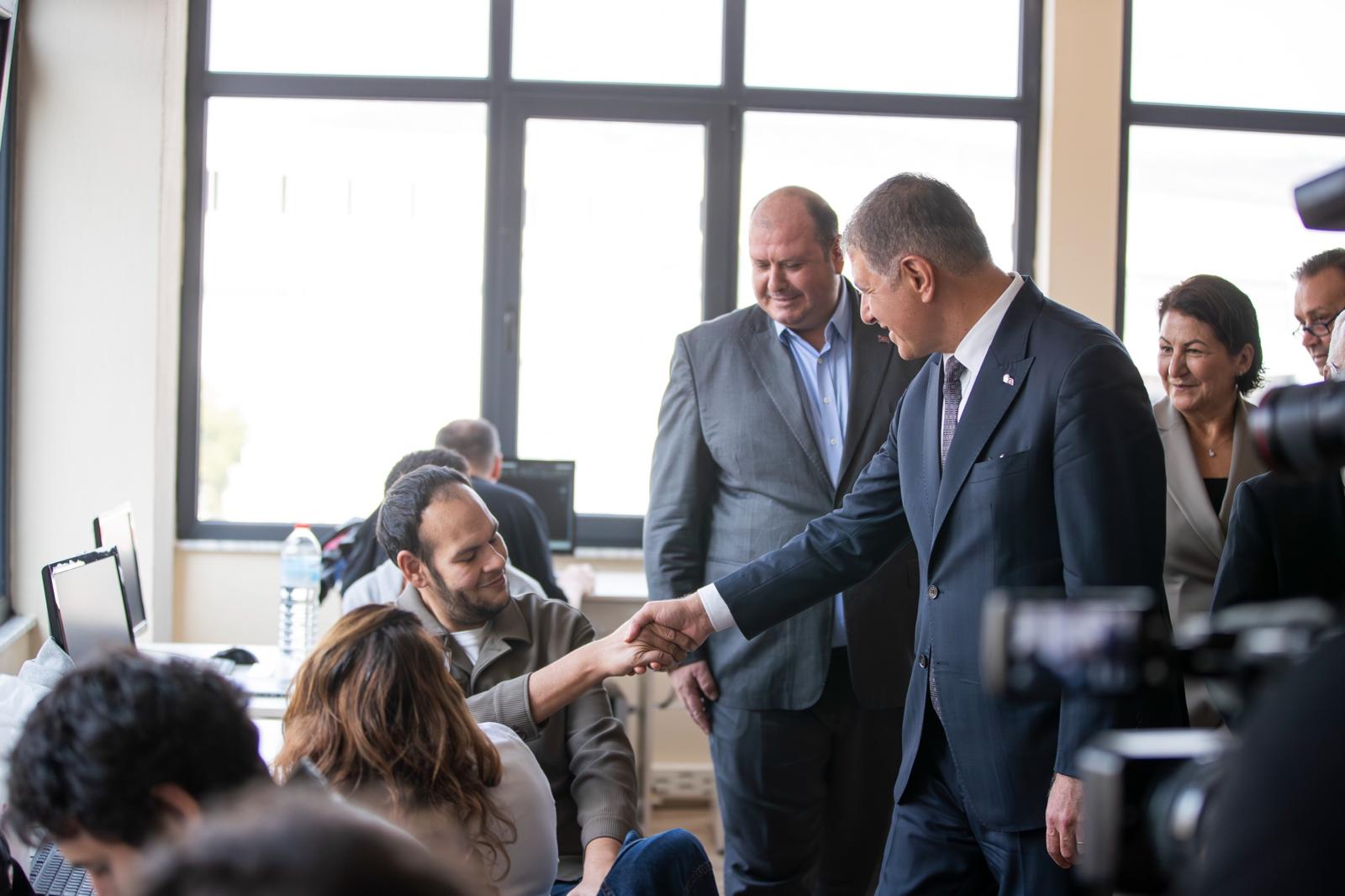 İzmir Büyükşehir Belediyesi Meslek Fabrikası, 29. kurs merkezini ilk kez