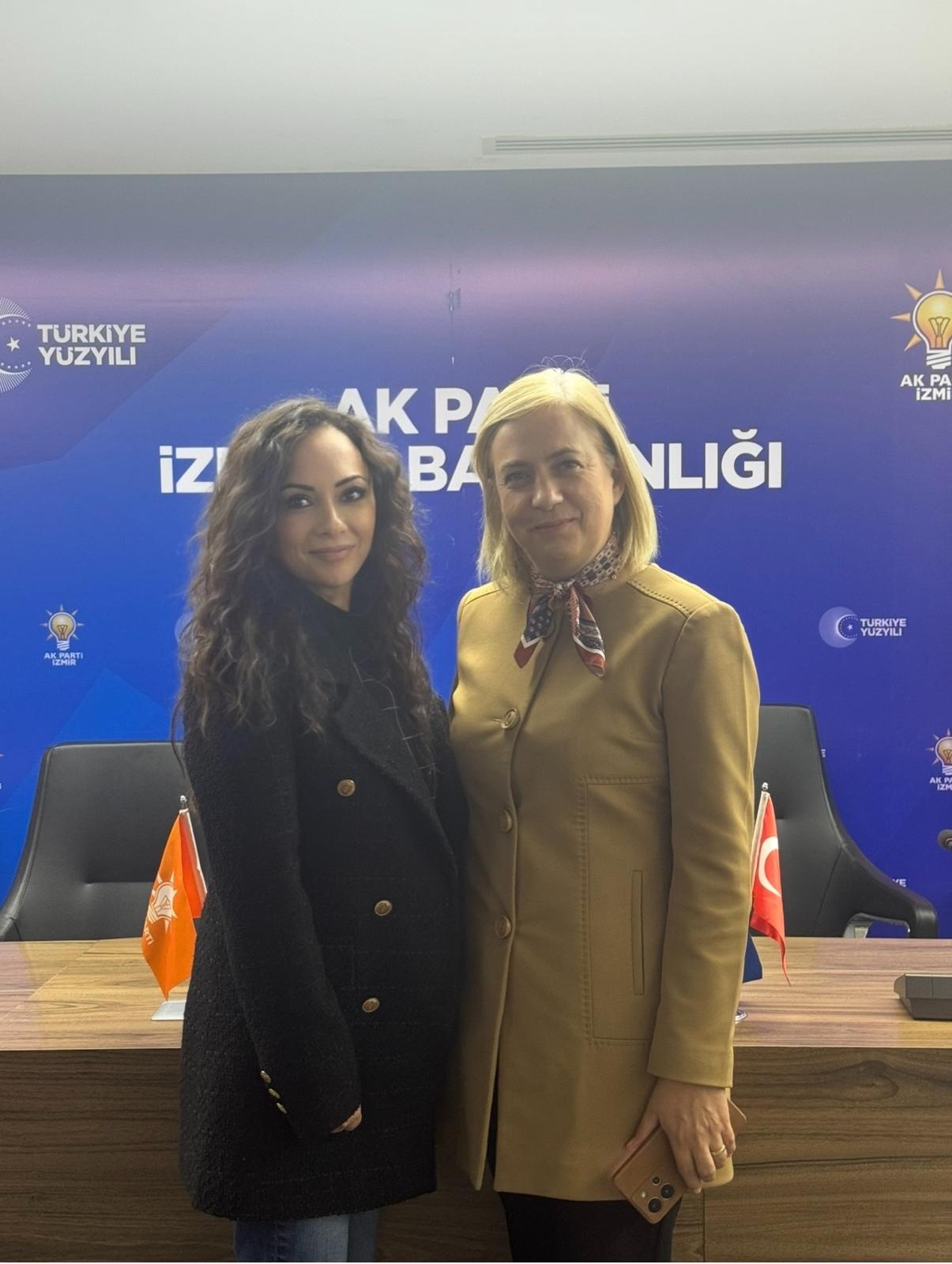 AK Parti Kadın kollarından 25 Kasım Mesajı