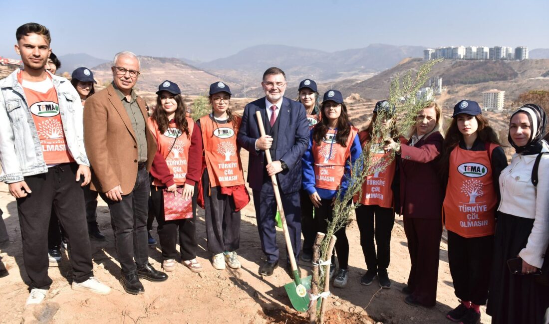 AK Parti İzmir İl Başkanı Bilal Saygılı, Milli Ağaçlandırma Günü'nde