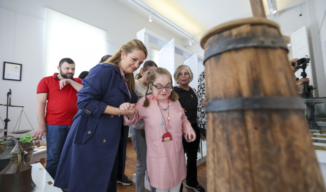 Buca Belediyesi, Özel Gereksinimli Bireyler Danışma Merkezi kursiyerlerini Kent Belleği