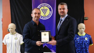 Buca Belediyespor Kulübü'nün altyapıya destek için düzenlediği dayanışma gecesi, Buca