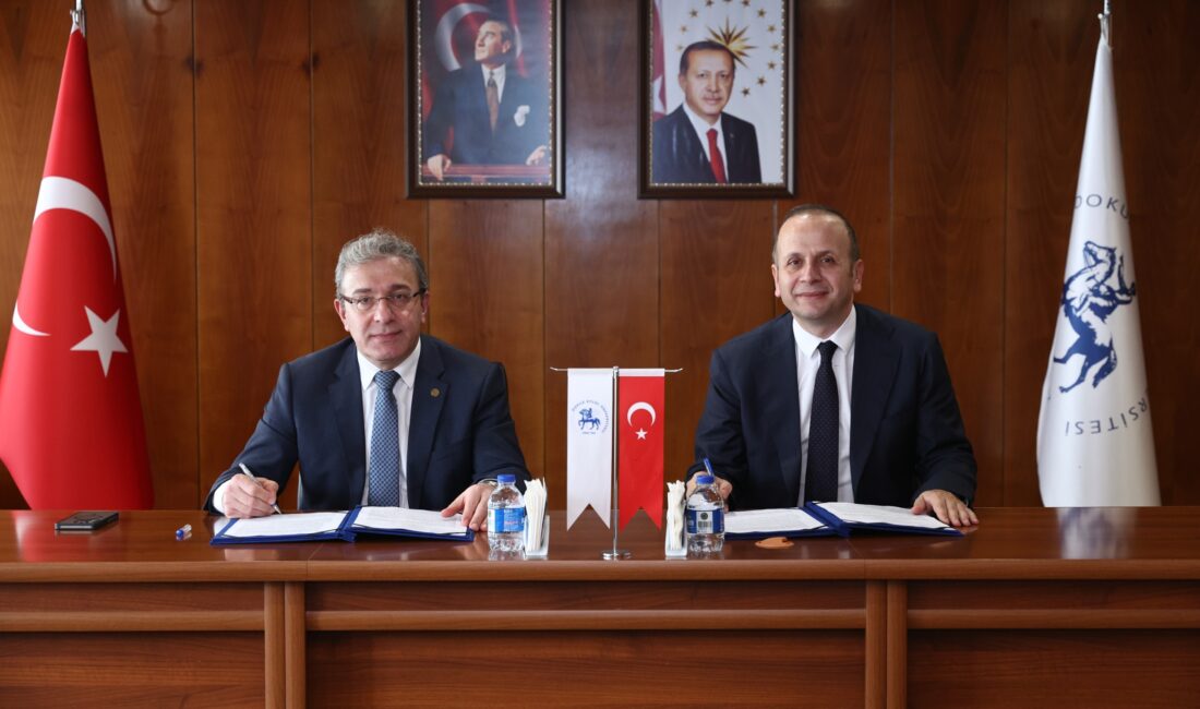 DEÜ’den Türkiye Rekoru Kırdıran Promosyon Anlaşması: 7.787 Personele Tam 115.000 TL Ödeme! Dokuz Eylül Üniversitesi, Halk Bankası ile 2025-2028 yıllarını kapsayan rekor