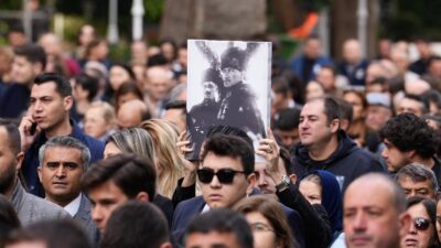Denizli Büyükşehir Belediyesi öncülüğünde düzenlenen "Denizli Ata’sını Anıyor" yürüyüşüne binlerce