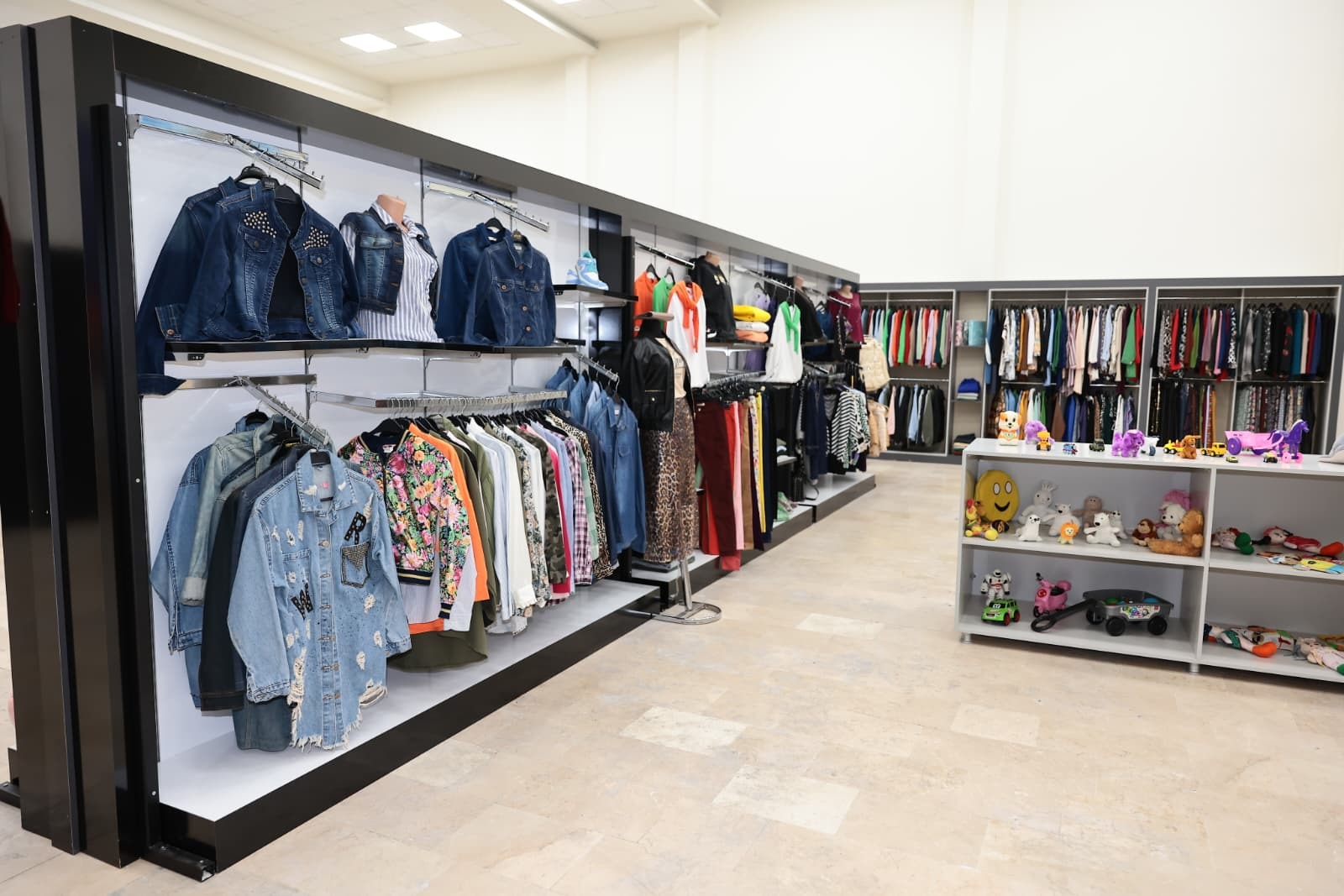 Denizli Büyükşehir Belediyesi Sevgi Eli Yeni Yuvasında