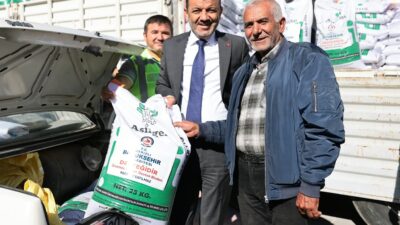 Denizli Büyükşehir Belediyesi, kırsal kalkınma için 18 ilçede 681 üreticiye