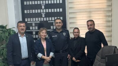 Egebayder heyeti, yeni Anafartalar Polis Merkezi Amiri Başkomiser Osman Coşkun'a