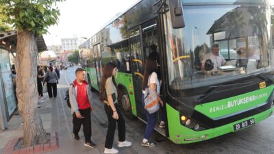 Denizli Büyükşehir Belediyesi'nin lise ve YKS öğrencilerine verdiği ulaşım desteği