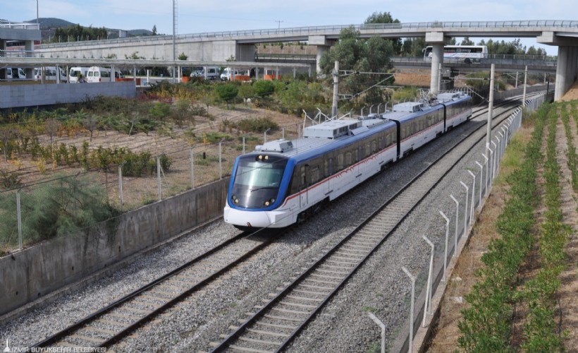 İZBAN’da zamlı dönem başladı. Öğrenci binişi 15 TL, tam biniş