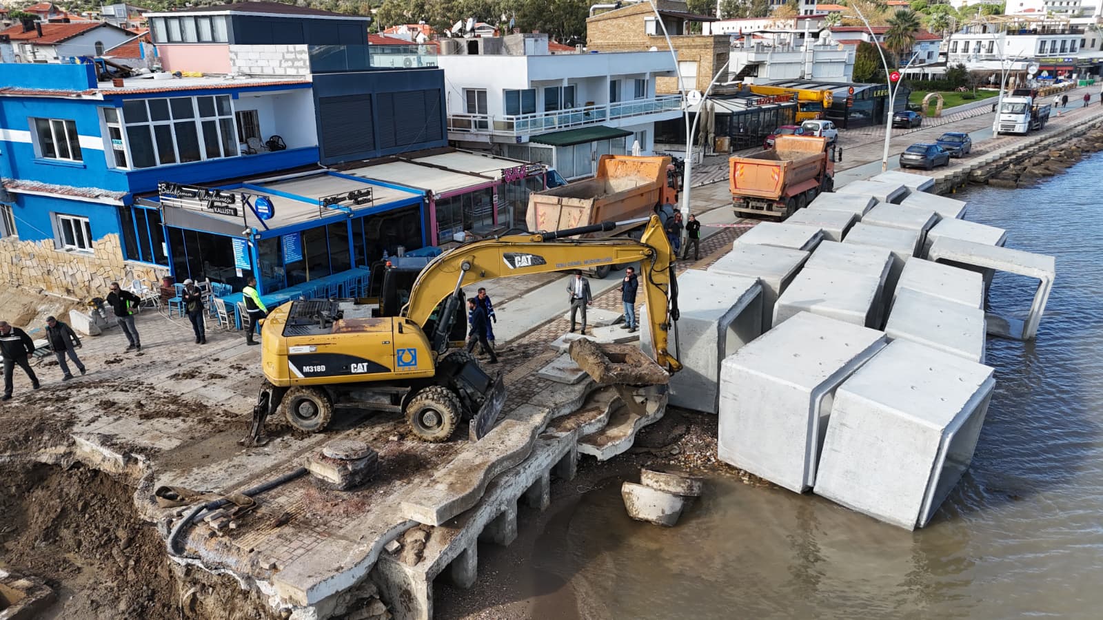 İZSU’nun Foça’daki Kanal Projesi, Metrekareye Düşen 138 KG Yağışa Rağmen Taşkını Önledi