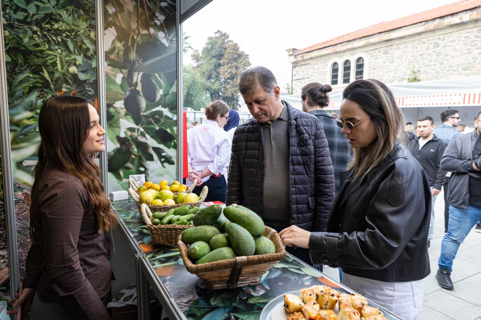 İzmir Büyükşehir Belediye Başkanı Cemil Tugay, 8. Gastrofest'te yaptığı konuşmada