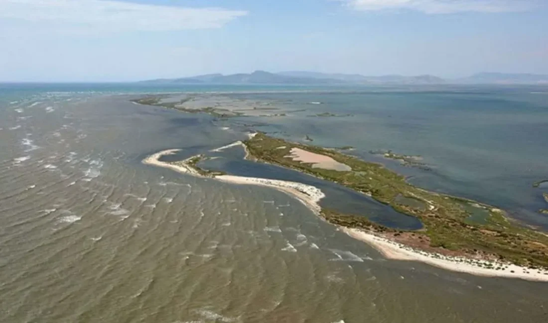 İZSU, İzmir Körfezi'nden çıkarılacak 2 milyon m³ tarama malzemesiyle Çilazmak