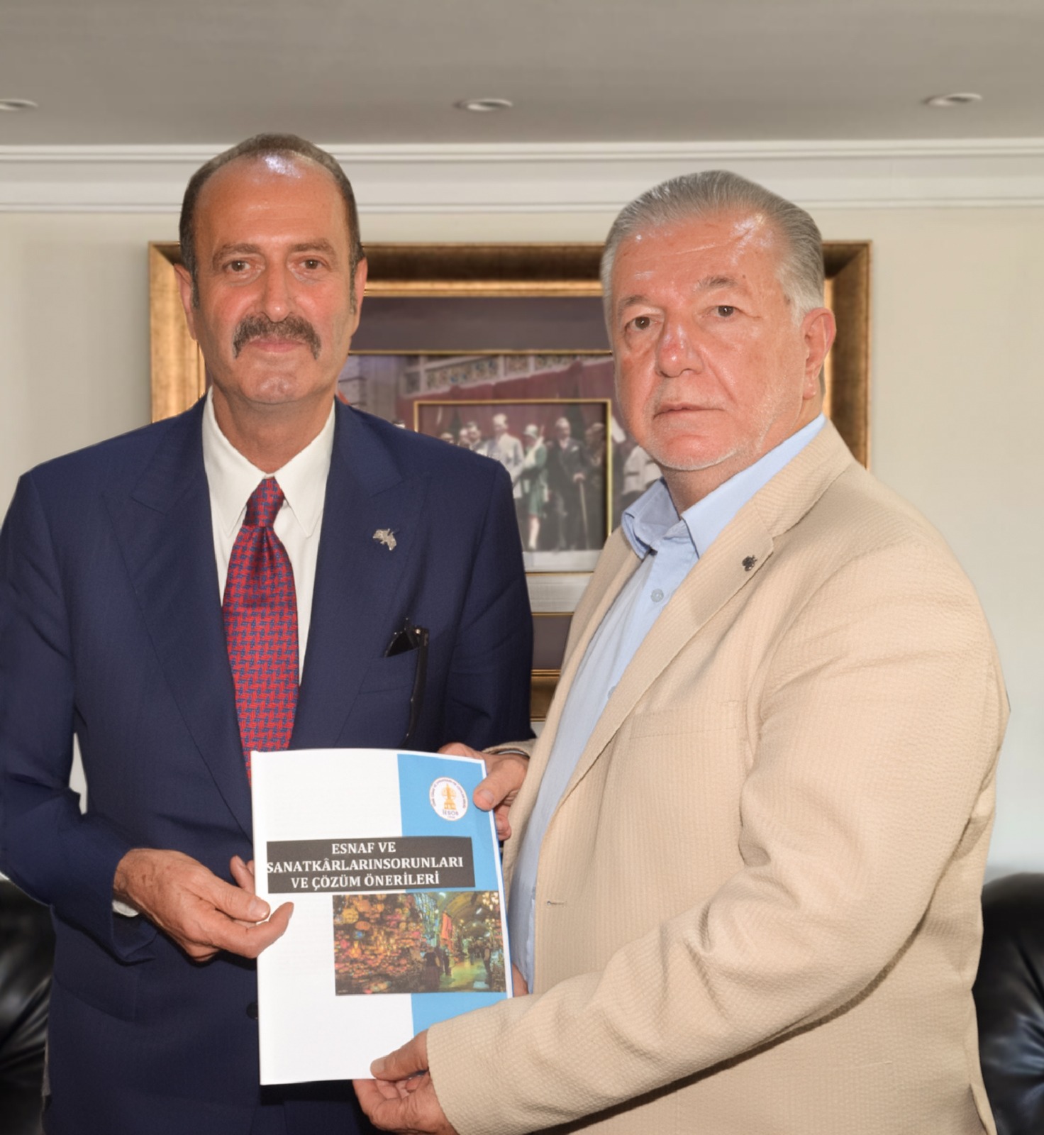 İzmir Esnafı Alarmda: 30 Bin Esnaf Kepenk Kapatabilir!