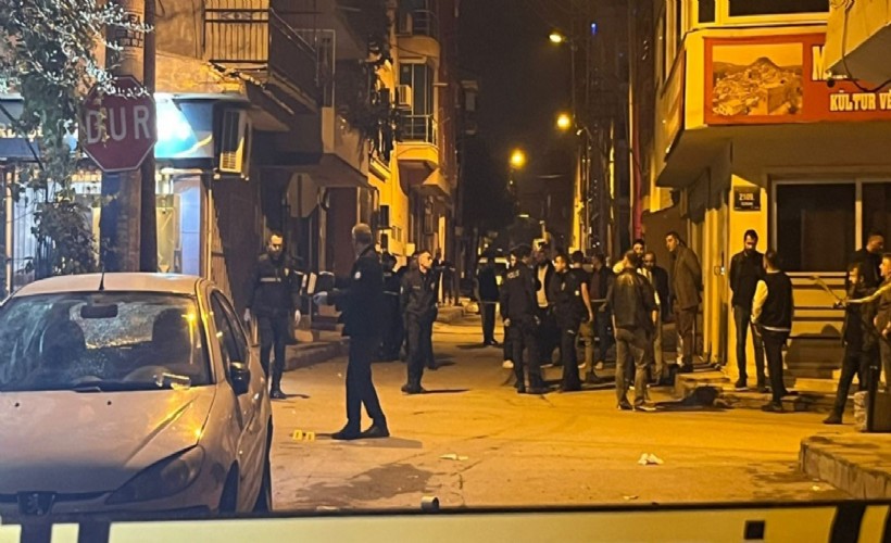 İzmir'in Bayraklı ilçesinde H.E.'nin işyeri önünde uğradığı silahlı saldırı sonucu