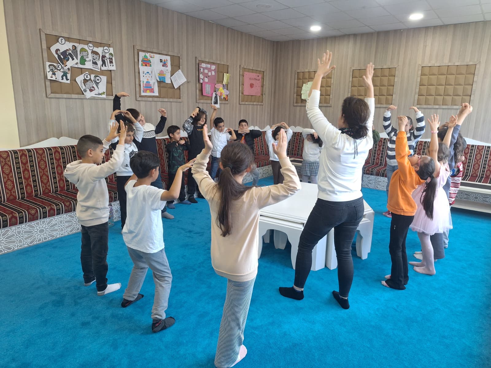 İzmirli Çocuklar Dramayla Miraslarını Keşfediyor