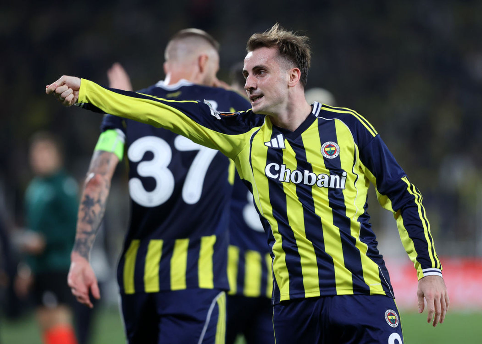 Warner Bros, Fenerbahçeli Kerem Aktürkoğlu'na, sosyal medyada 'Harry Potter' müzik