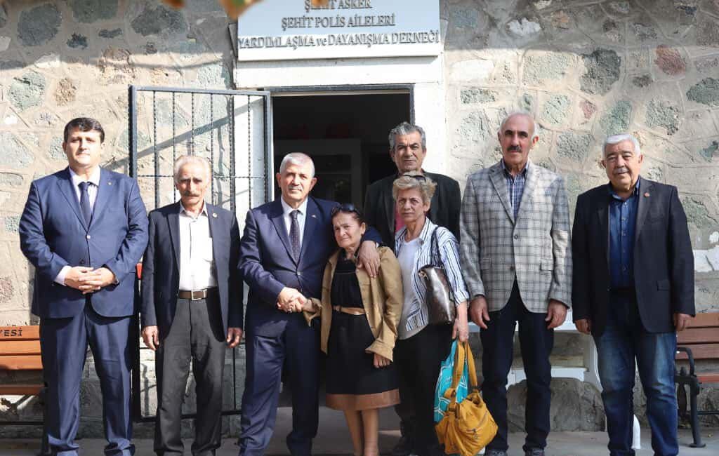 MHP İzmir’den Türkiye’yi Sarsacak Açıklama: “Fitne Dışarıdan Fonlanıyor!” MHP İzmir İl Başkanı Veysel Şahin,