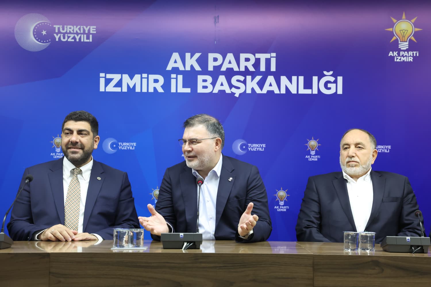 AK Parti Mardin İl Başkanı, 'Terörsüz Türkiye' ziyareti kapsamında İzmir'deydi.