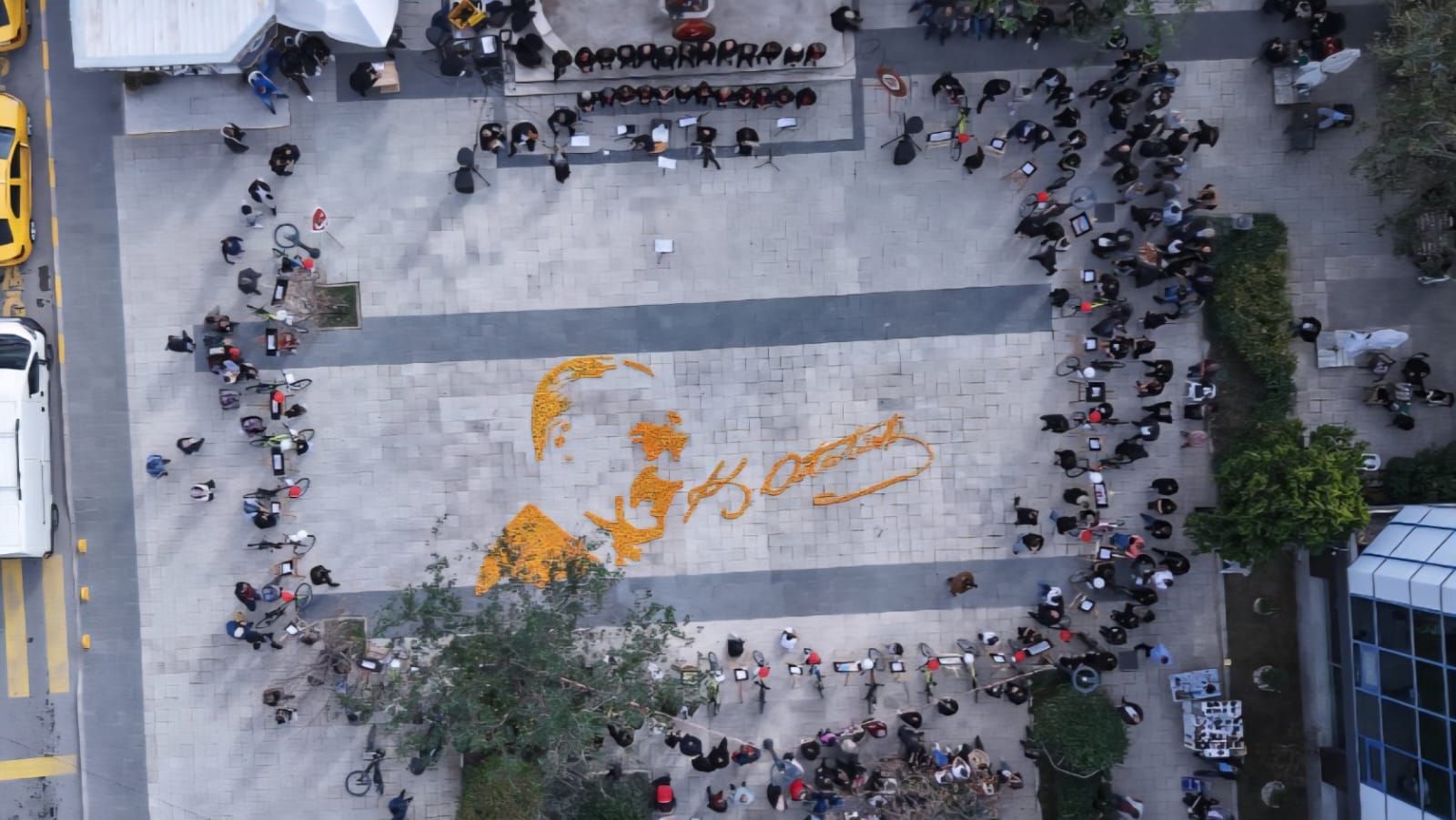 Menderes Belediyesi, 10 Kasım’da Gümüldür Satsuma mandalinası ile Atatürk silüeti