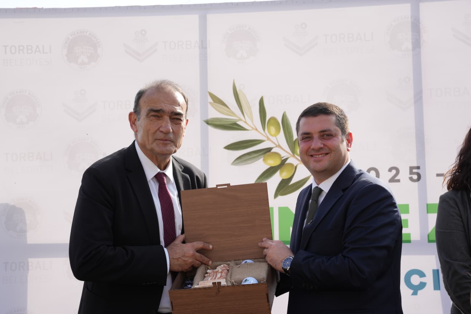 Metropolis'te Zeytin Sezonu Açıldı Torbalı'dan Dünya Markası ve Teknoloji Merkezi Hamlesi