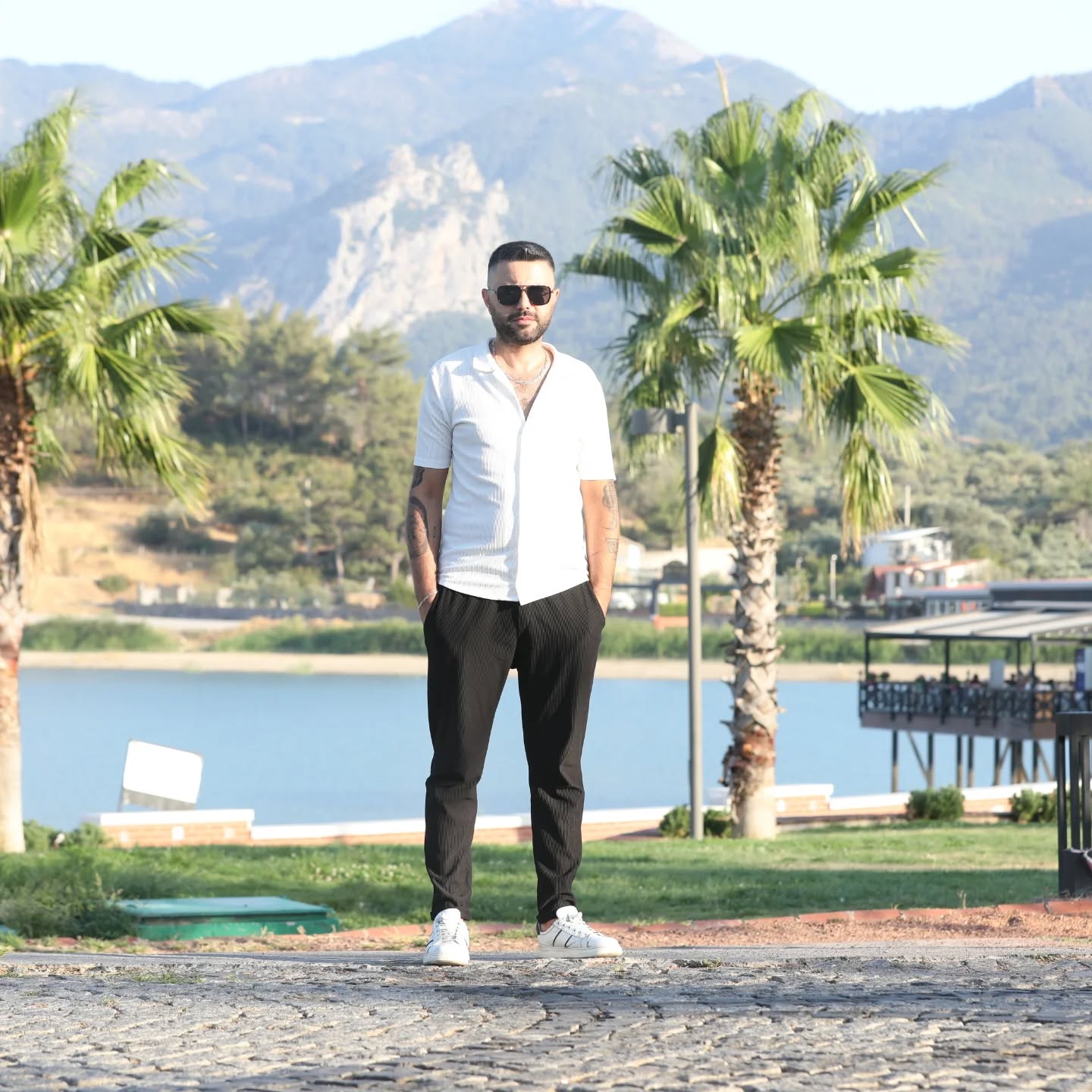 İzmirli ses sanatçısı Yunus Çalışır, Türkiye’de bir ilke imza atarak