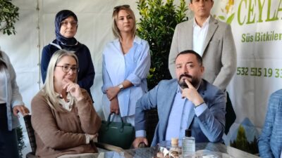 Ödemiş Süs Bitkileri Fuarı’nda AK Parti ve CHP arasında samimi