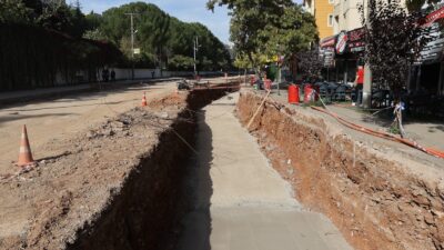 Ahmet Aras, “Günü kurtaran değil, yarını kuran işler yapacağız.” diyerek