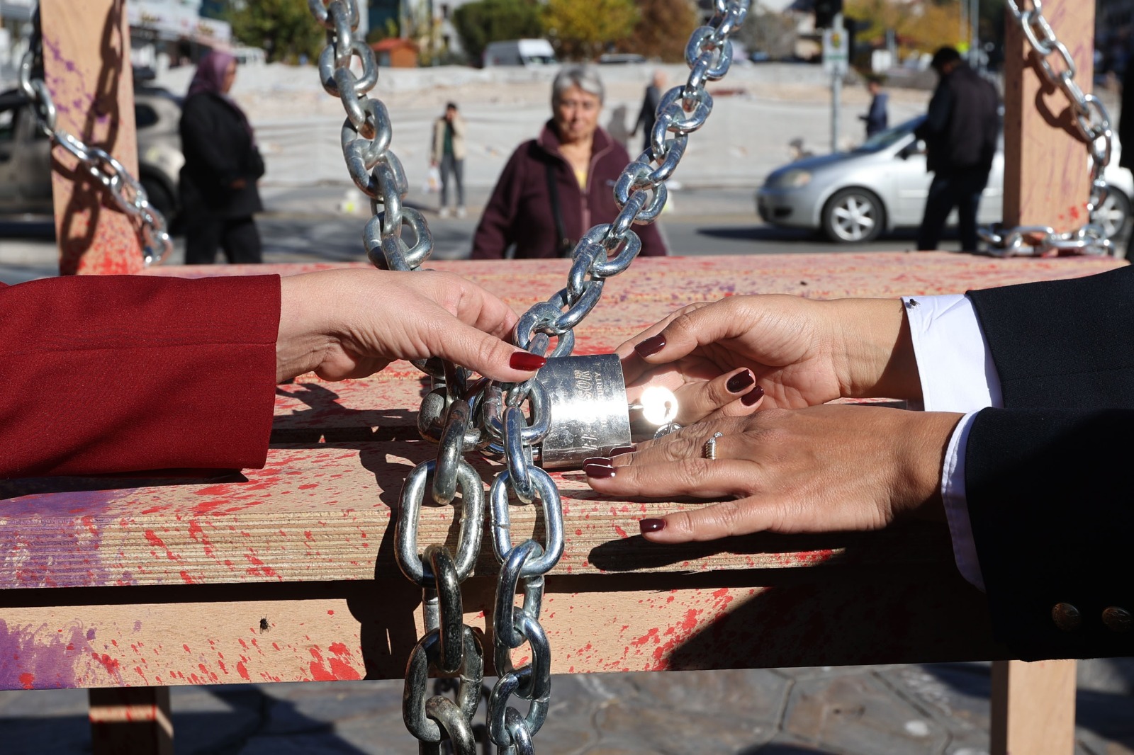 Muğla Büyükşehir Belediyesi, 25 Kasım kapsamında 13 ilçede eş zamanlı