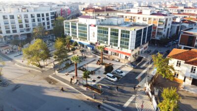 Menderes Belediyesi, 24 Kasım Öğretmenler Günü münasebetiyle ilçedeki öğretmenler için