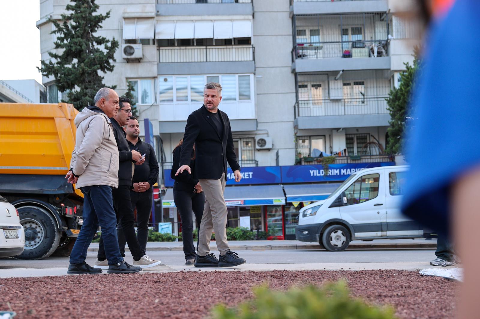 Buca Belediyesi, su kaynaklarının azalmasıyla mücadele kapsamında kent genelindeki refüjlerde