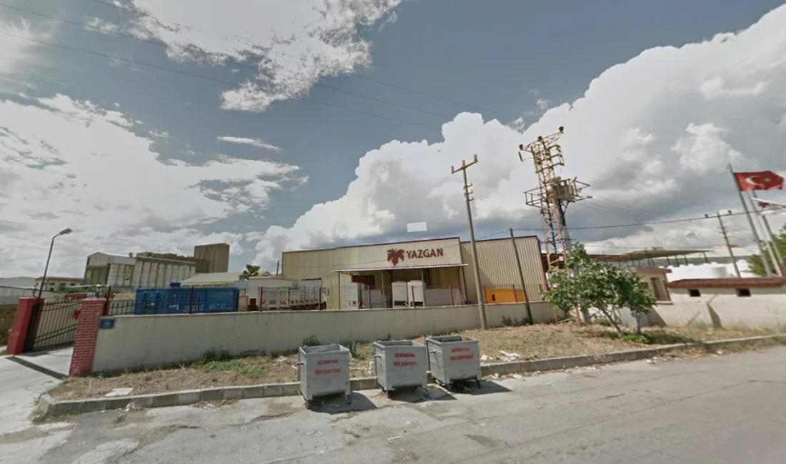 İzmir'de köklü şarap üreticilerinden Yazgan Şarapçılık’a ait Bornova Kemalpaşa Mahallesi’ndeki