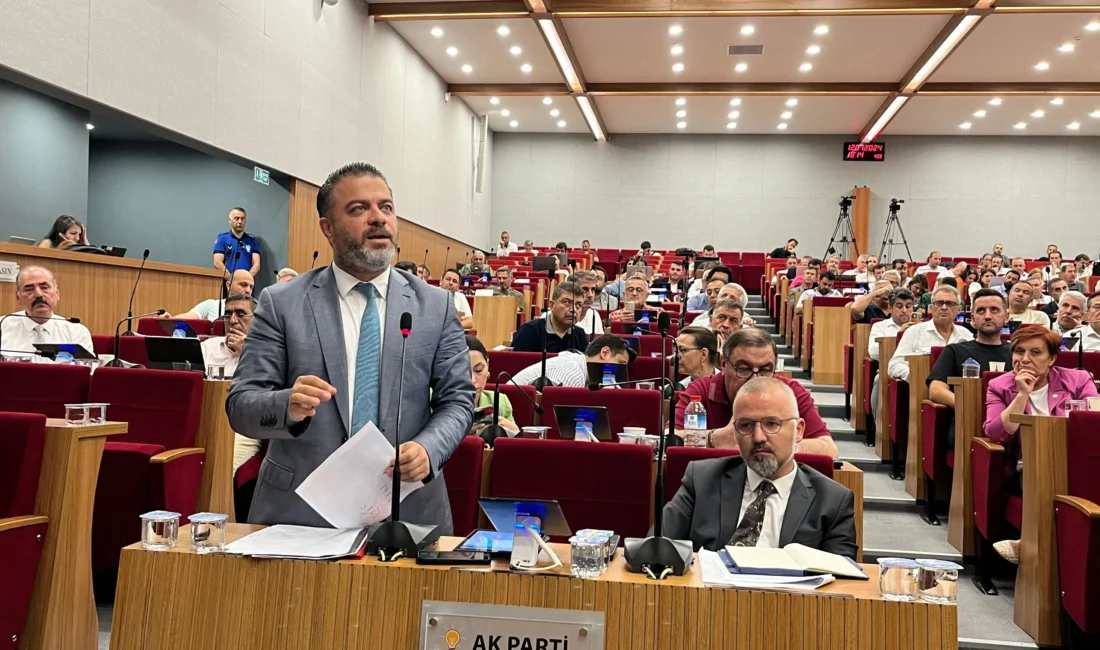 İzmir Büyükşehir Meclisi'nde Uzundere kentsel dönüşüm projesinin danışmanlık işinin Egeşehir’e