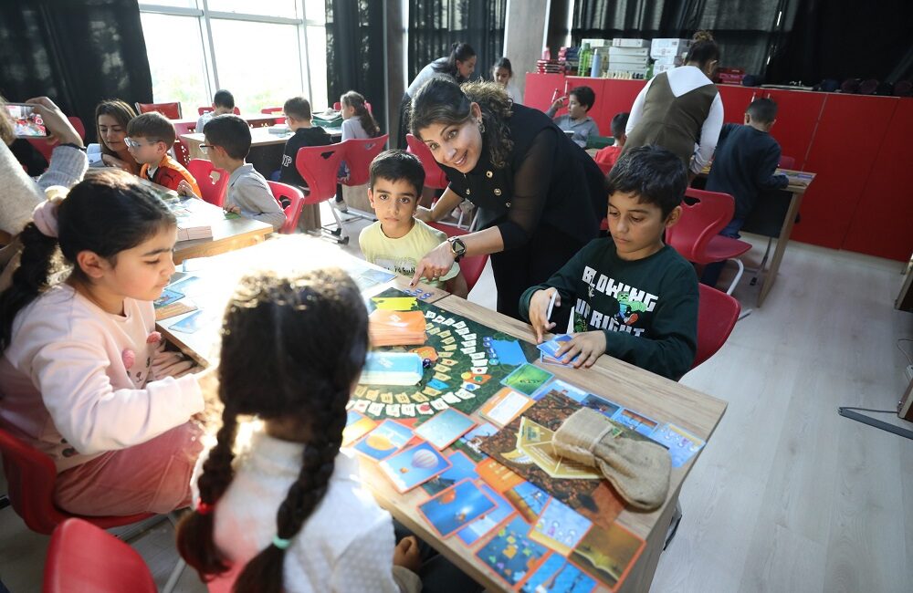 Menderes’te Çocuk Hakları Günü’nde Önemli Buluşma! Menderes Belediyesi ve Göztepe Kadın Gücü Derneği iş birliğiyle, Çocuk