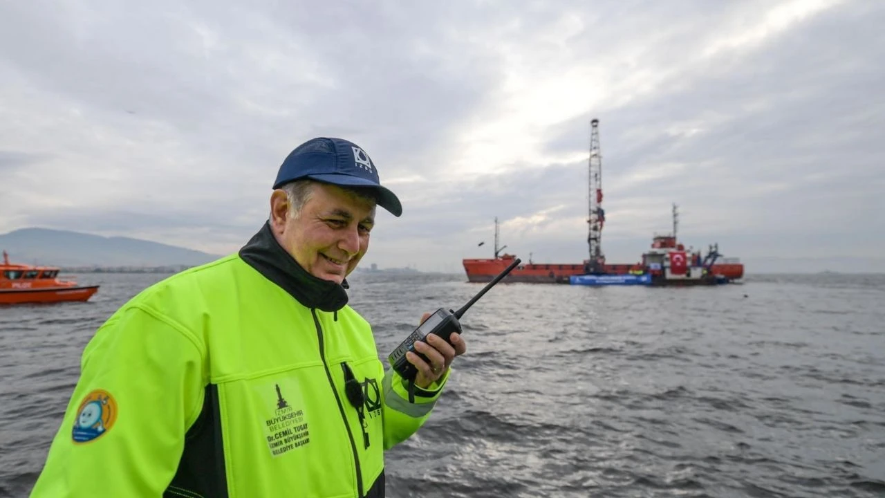 İzmir Büyükşehir Belediye Başkanı Cemil Tugay, “Körfez’de 68 noktada ölçüm