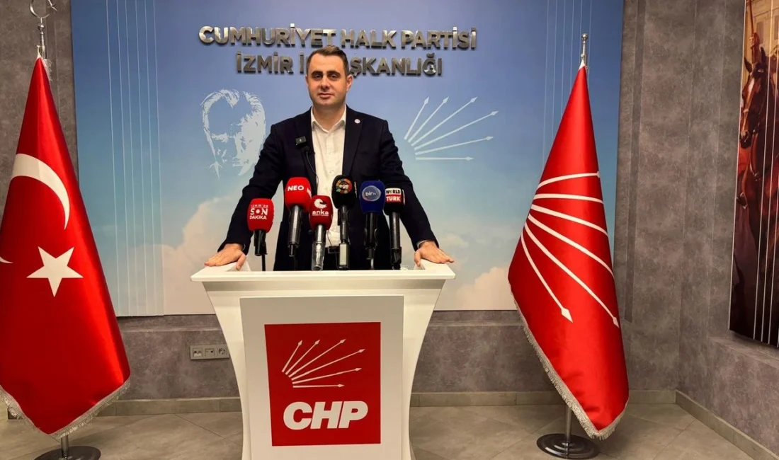 CHP’li Güç’ten AK Parti’ye “Üvey Evlat” Tepkisi! Yatırım Rakamlarını Açıkladı CHP İzmir İl Başkanı Çağatay Güç, AK Parti İl Başkanı