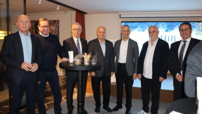 EİB Koordinatör Başkanı Jak Eskinazi ve Diğer İnsanlar