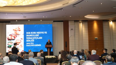 Kuru meyve sektörü İzmir'de toplandı. İklim krizine bağlı ciddi rekolte