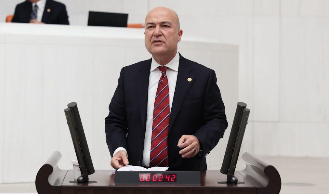 CHP’li Murat Bakan, Emniyet Teşkilatı'ndaki plansız amir alımlarının 10 yıl