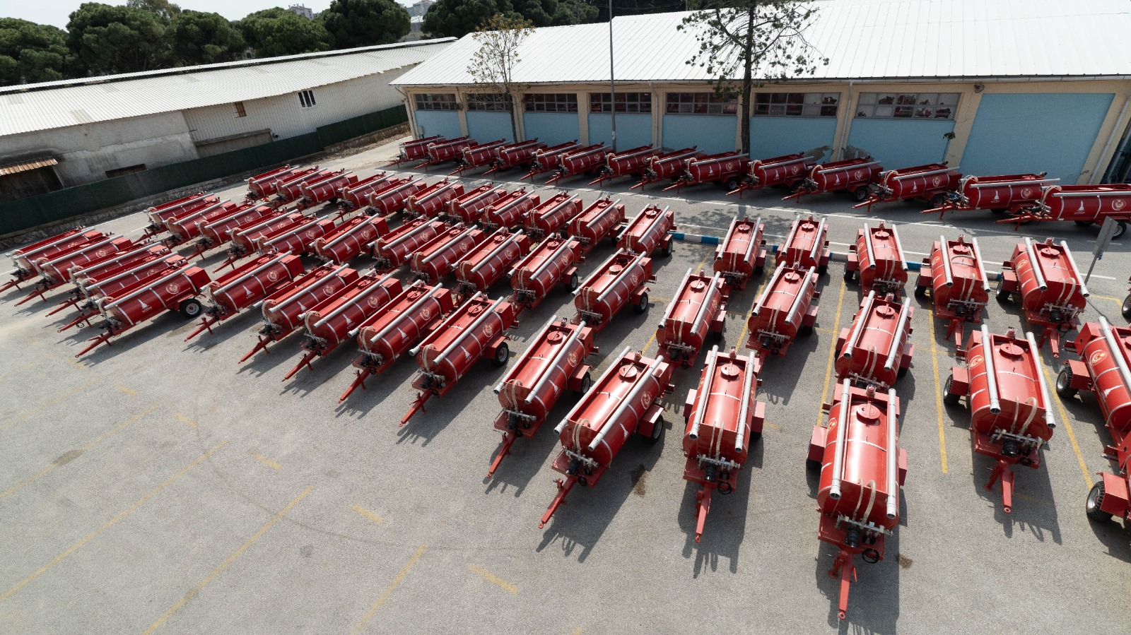 İzmir'in Ormanları Muhtarlara Dağıtılan Tankerlerle Korunuyor