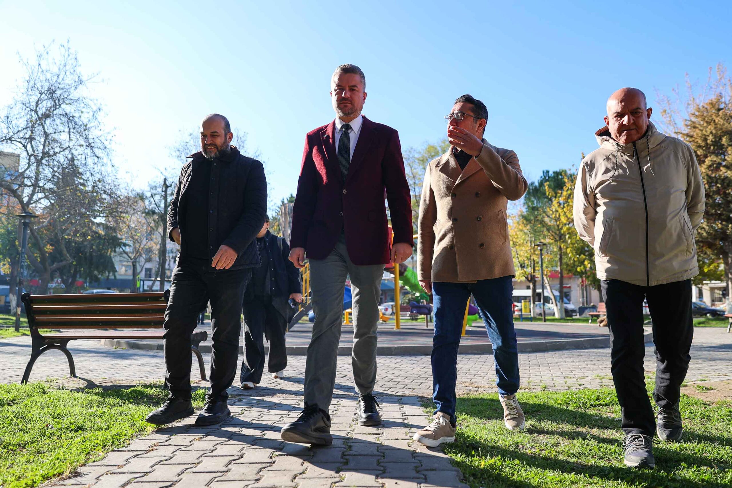 Buca Belediyesi, Ufuk Mahallesi Muharrem Okutucu Parkı’nda oyun gruplarını ve